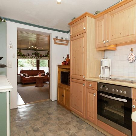 Cosy Apartment In Menkhausen Near The Ski Area Шмаленберг Екстериор снимка